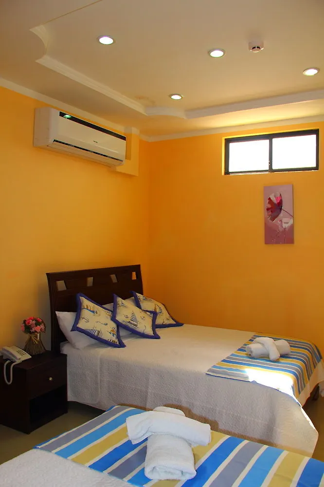 Hostal Duncan Puerto Ayora  2*, Puerto Ayora (Galapagos Islands)